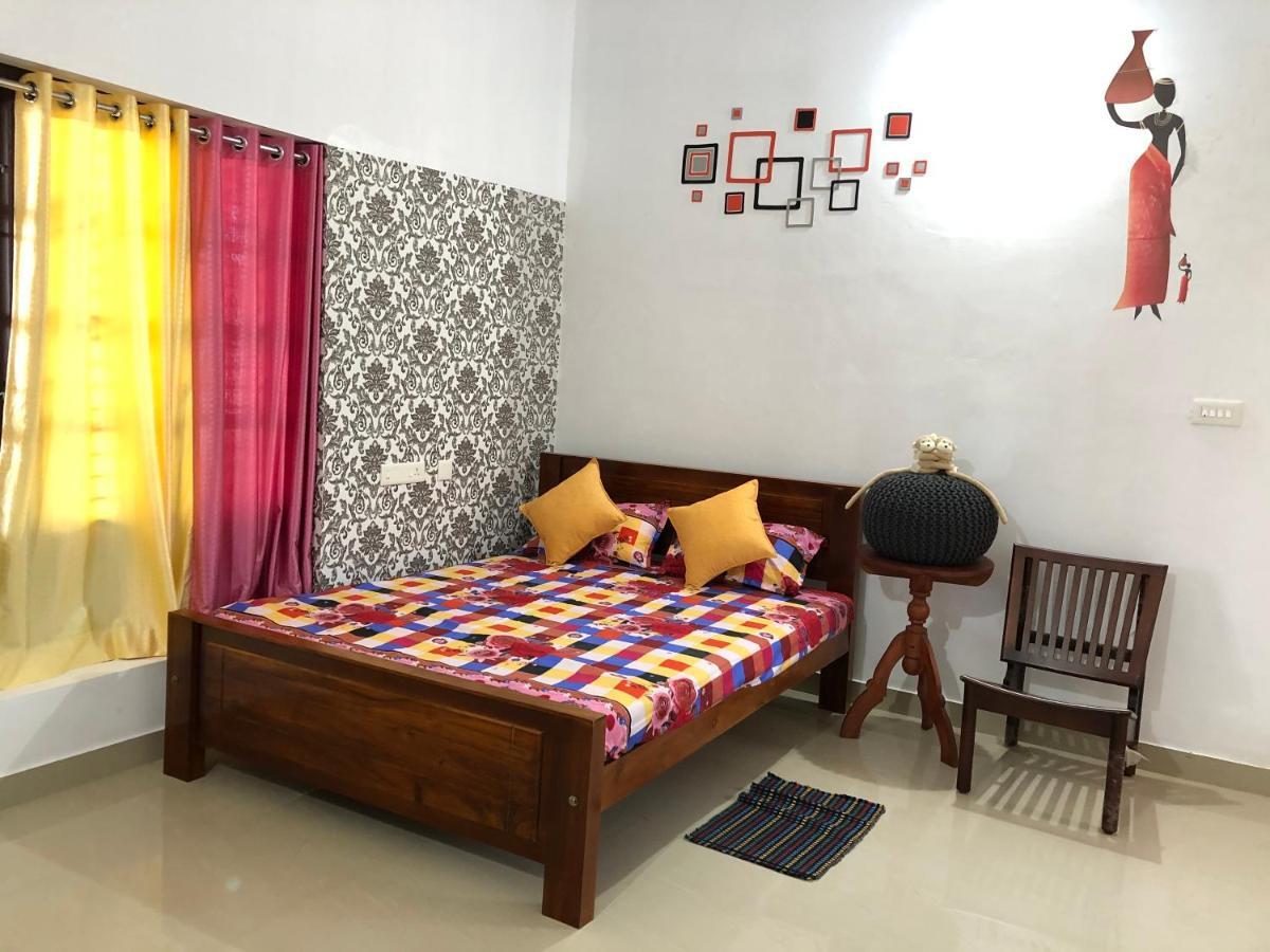 Candlehut Homestay Nileshwar Ngoại thất bức ảnh