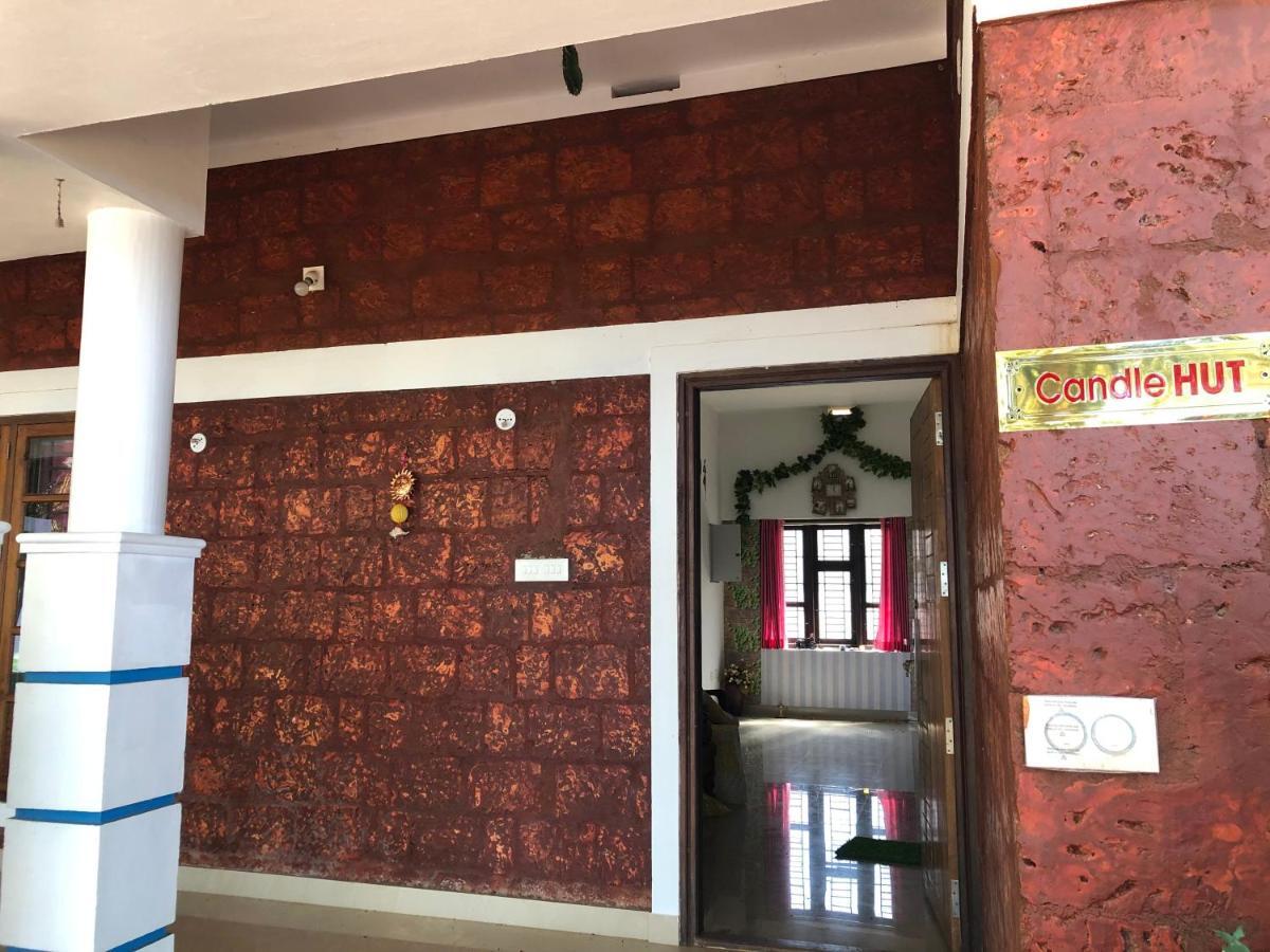 Candlehut Homestay Nileshwar Ngoại thất bức ảnh